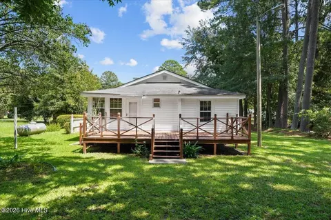 Exterior - 305 E 1st St, Kenly, NC 27542 photo 9 of 16