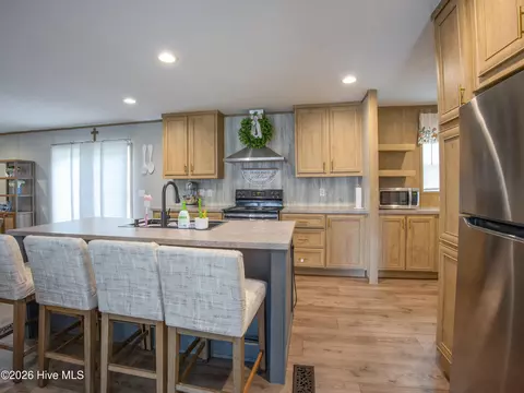 107 Lori Ln, Dunn, NC 28334 photo 5