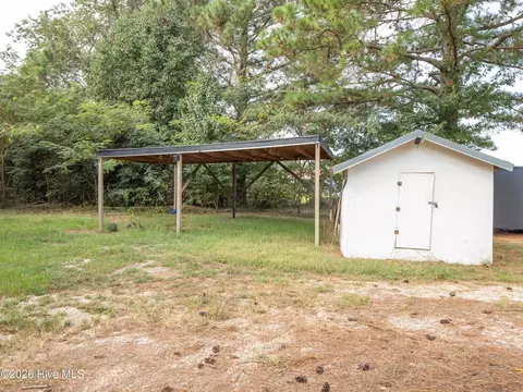 107 Lori Ln, Dunn, NC 28334 photo 28