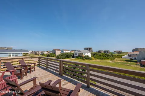 Exterior - 2306 Raymond Ave, Kill Devil Hills, NC 27948 photo 8 of 11