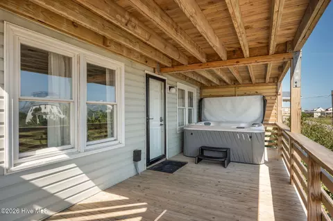 Exterior - 2306 Raymond Ave, Kill Devil Hills, NC 27948 photo 3 of 11