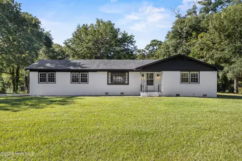 130 Patalanda Rd, Wilmington, NC 28409