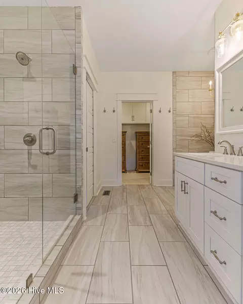 Bath - 30 Beasley Dr, Pinehurst, NC 28374 photo 3 of 10