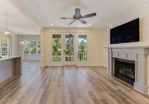 Living - 30 Beasley Dr, Pinehurst, NC 28374 photo 2 of 3