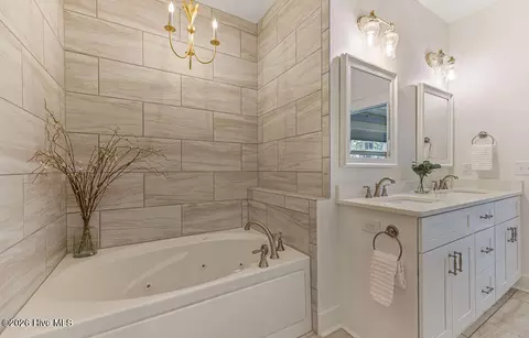 Bath - 30 Beasley Dr, Pinehurst, NC 28374 photo 4 of 10