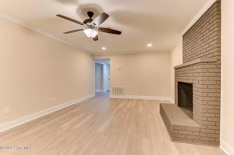 Living - 3419 Lewis Rd, Augusta, GA 30909 photo 12 of 13