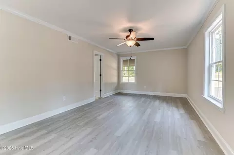 Living - 3419 Lewis Rd, Augusta, GA 30909 photo 9 of 13
