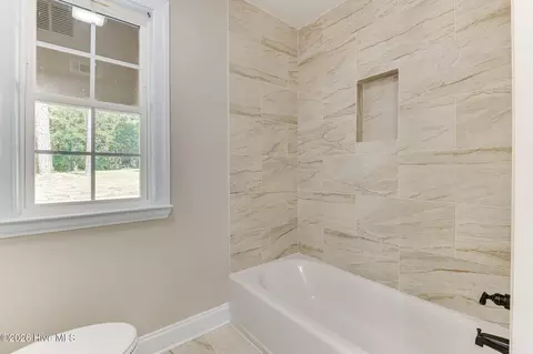 Bath - 3419 Lewis Rd, Augusta, GA 30909 photo 6 of 10