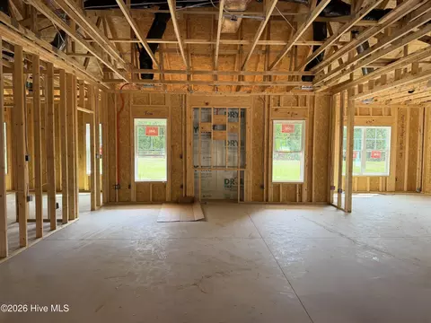 431 Thorntons Creek Dr, Erwin, NC 28339 photo 5