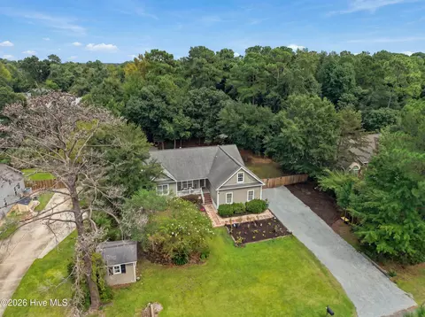 Exterior - 306 Kemper Rd, Hampstead, NC 28443 photo 1 of 16