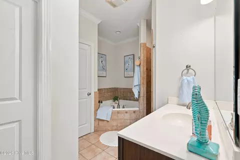 Bath - 306 Kemper Rd, Hampstead, NC 28443 photo 1 of 9