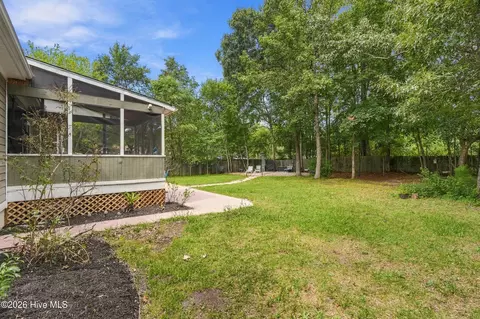 Exterior - 306 Kemper Rd, Hampstead, NC 28443 photo 11 of 16