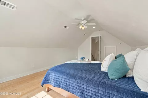 Bedroom - 306 Kemper Rd, Hampstead, NC 28443 photo 11 of 12