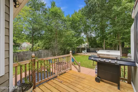 Exterior - 306 Kemper Rd, Hampstead, NC 28443 photo 9 of 16