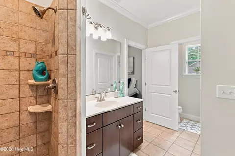 Bath - 306 Kemper Rd, Hampstead, NC 28443 photo 6 of 9