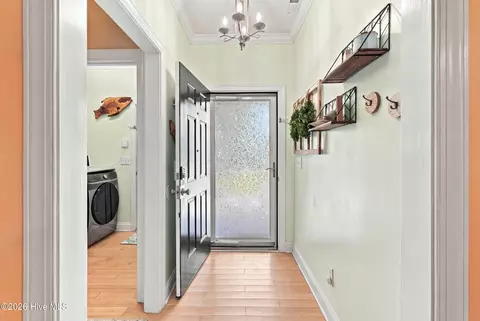 Entry Way - 306 Kemper Rd, Hampstead, NC 28443 photo 2 of 5