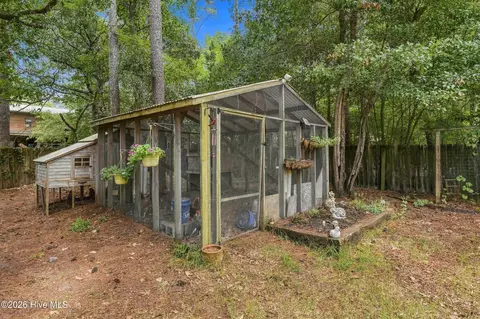 Exterior - 306 Kemper Rd, Hampstead, NC 28443 photo 15 of 16