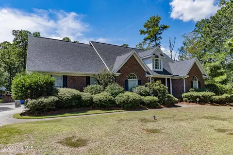2509 3rd Ave, Elizabethtown, NC 28337