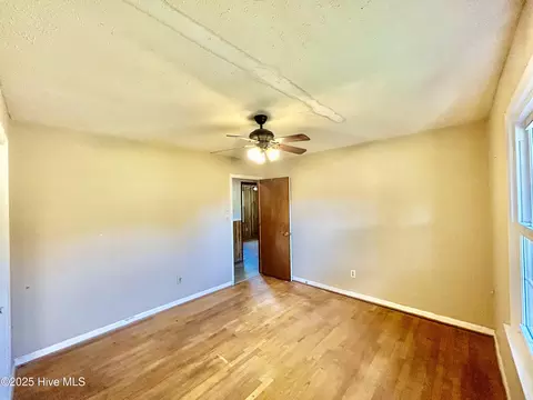 Bedroom - 1918 Us Hwy 74 E Hwy, Hamlet, NC 28345 photo 5 of 5