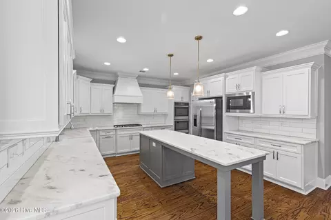 Kitchen - 752 Nuttall St, Evans, GA 30809 photo 2 of 5