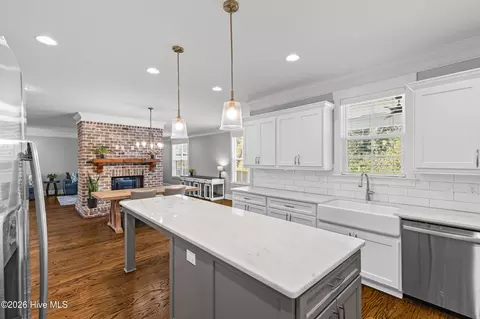 Kitchen - 752 Nuttall St, Evans, GA 30809 photo 4 of 5