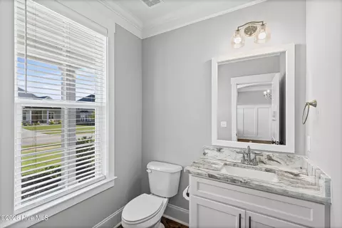 Bath - 752 Nuttall St, Evans, GA 30809 photo 1 of 5