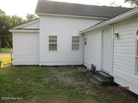 Exterior - 424 Louise St, Winfall, NC 27985 photo 8 of 8