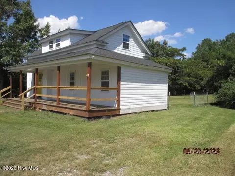 Exterior - 424 Louise St, Winfall, NC 27985 photo 3 of 8