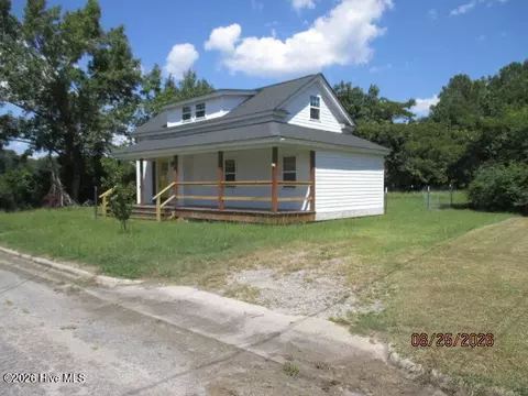 Exterior - 424 Louise St, Winfall, NC 27985 photo 4 of 8