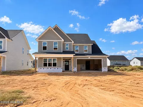 142 Pink Poplar Pl, Raeford, NC 28376