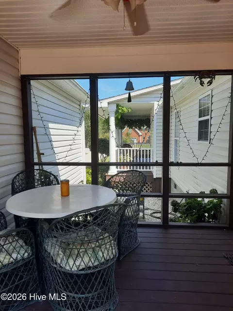 Exterior - 227 E Ivybridge Dr, Hubert, NC 28539 photo 6 of 6