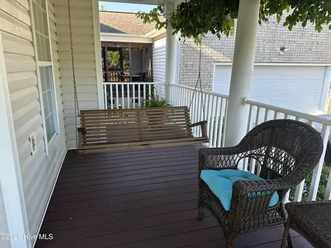 Exterior - 227 E Ivybridge Dr, Hubert, NC 28539 photo 3 of 6