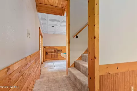 Entry Way - 126 River Top Vw, Murphy, NC 28906 photo 11 of 13
