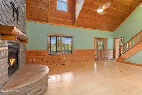 Living - 126 River Top Vw, Murphy, NC 28906 photo 1 of 7