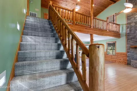 Entry Way - 126 River Top Vw, Murphy, NC 28906 photo 7 of 13