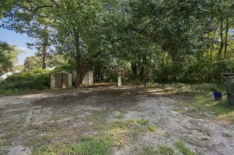 Exterior - 653 Third St, Ayden, NC 28513 photo 16 of 17