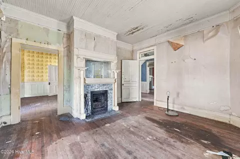 Living - 653 Third St, Ayden, NC 28513 photo 1 of 6