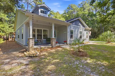 2988 Island Dr SE, Bolivia, NC 28422