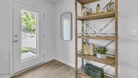 Entry Way - 7233 Longleaf Rd, Rocky Mount, NC 27804 photo 3 of 5