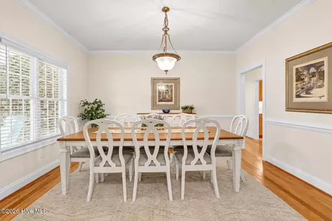 Dining - 302 Pecan Ct, Hampstead, NC 28443 photo 1 of 4