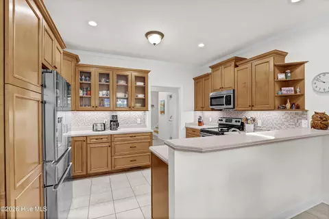 Kitchen - 302 Pecan Ct, Hampstead, NC 28443 photo 1 of 4