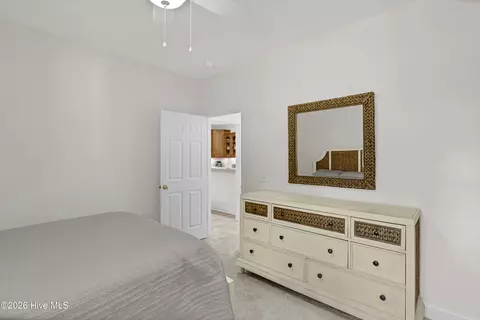 Bedroom - 302 Pecan Ct, Hampstead, NC 28443 photo 5 of 7
