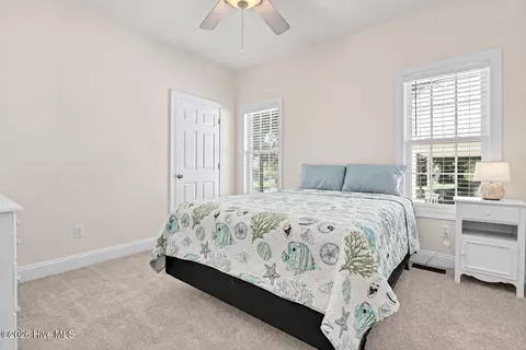 Bedroom - 302 Pecan Ct, Hampstead, NC 28443 photo 6 of 7