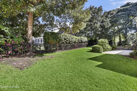 Exterior - 302 Pecan Ct, Hampstead, NC 28443 photo 6 of 12