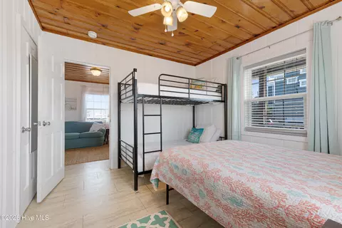 Bedroom - 312 E Bogue Blvd, Atlantic Beach, NC 28512 photo 5 of 7