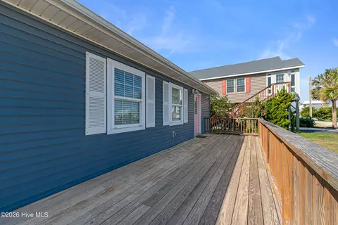 Exterior - 312 E Bogue Blvd, Atlantic Beach, NC 28512 photo 6 of 12