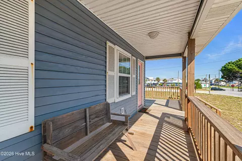 Exterior - 312 E Bogue Blvd, Atlantic Beach, NC 28512 photo 3 of 12