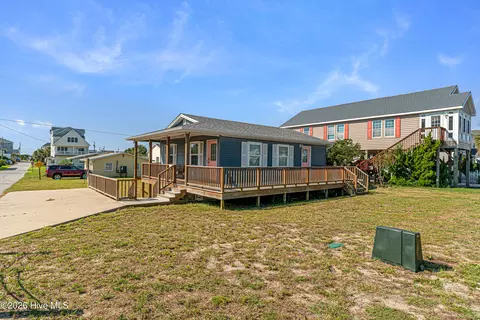 Exterior - 312 E Bogue Blvd, Atlantic Beach, NC 28512 photo 12 of 12