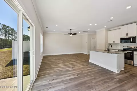 87 Commons View Dr, Hampstead, NC 28443 photo 8