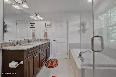 Bath - 385 Saint Andrews Dr, Pinehurst, NC 28374 photo 1 of 5